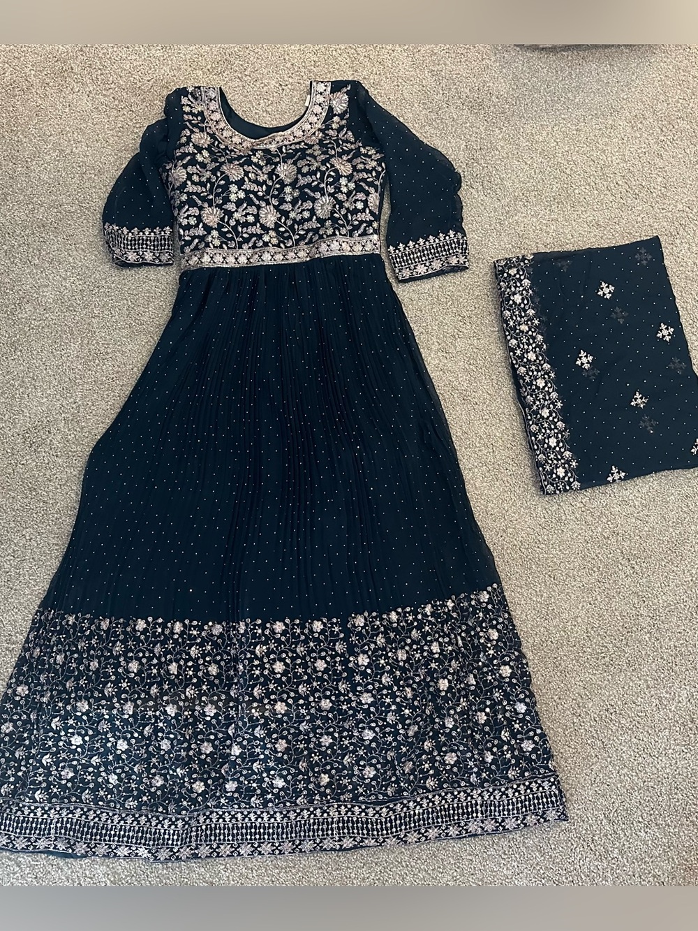 Indian Pakistani dress salwar Kameez anarkali